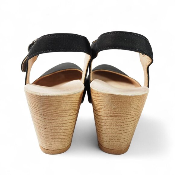 Dansko Black and Tan Women's Sandals - Picture 5 of 13